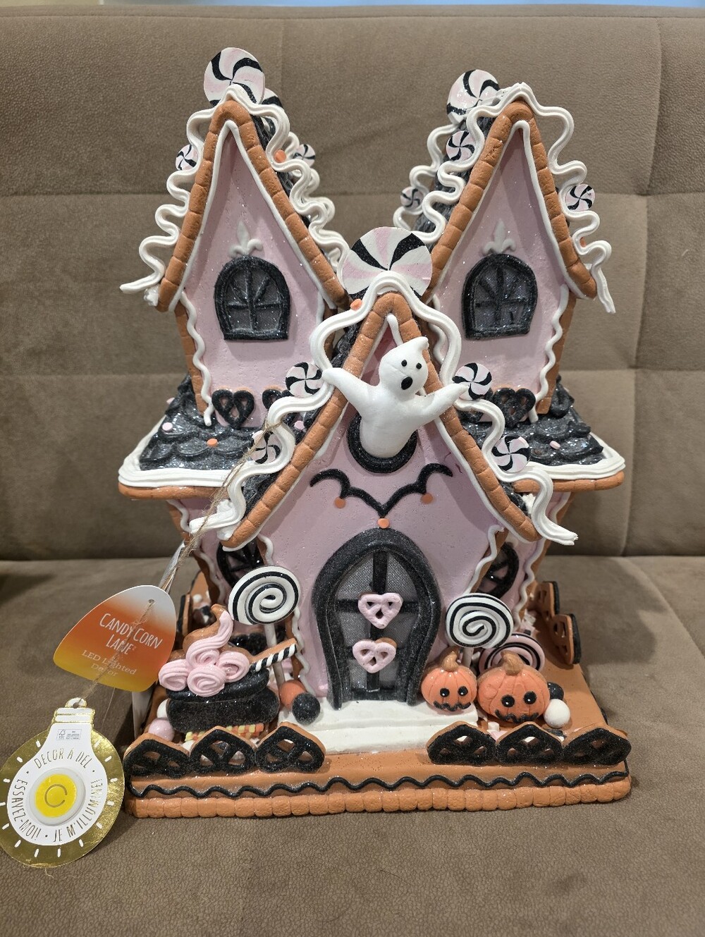 Pink Halloween Light Up LED Gingerbread Haunted House Ghost Cauldron Candy NEW